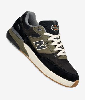 New Balance Numeric 933 Schuh (black olive)