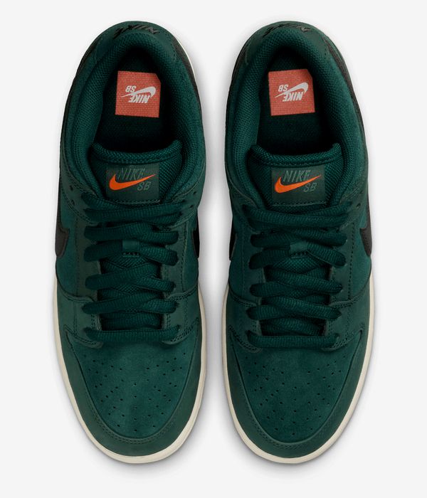 Nike SB Dunk Low Pro Shoes (deep fir black fir sail)