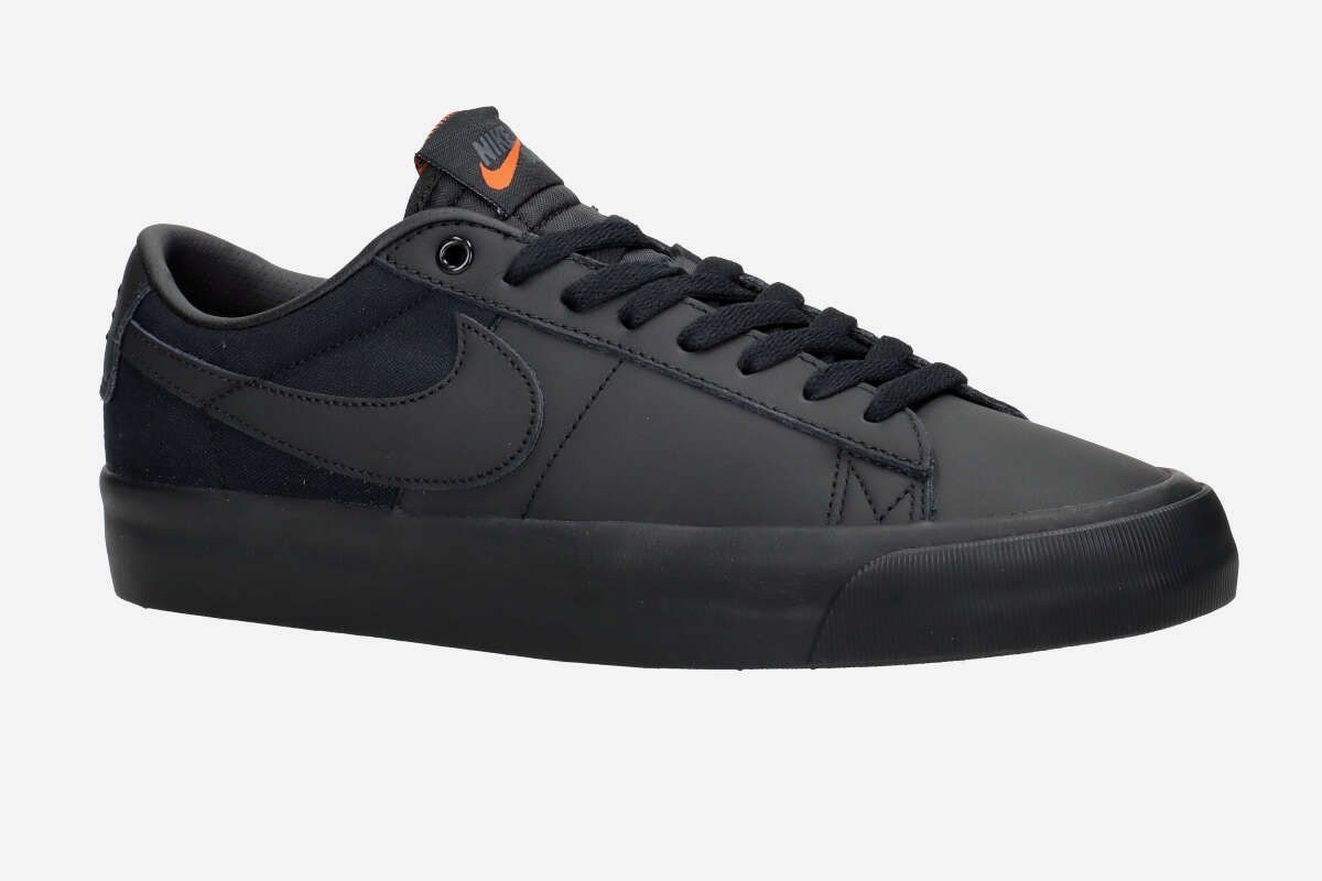 Sb blazer low gt skate shoe hotsell