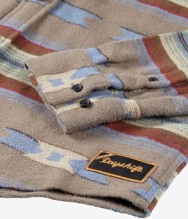 RVCA Dayshift Blanket Shirt (mushroom)