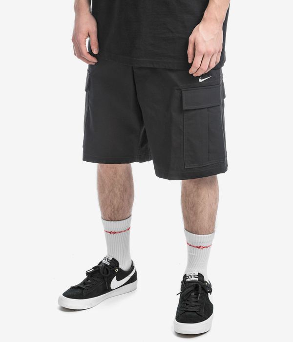Compra online SB Cargo Shorts (black white) | skatedeluxe