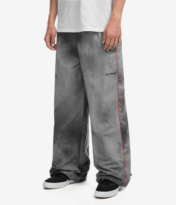 HAN KJØBENHAVN Track Dye Trousers Pantalons (smoke grey)