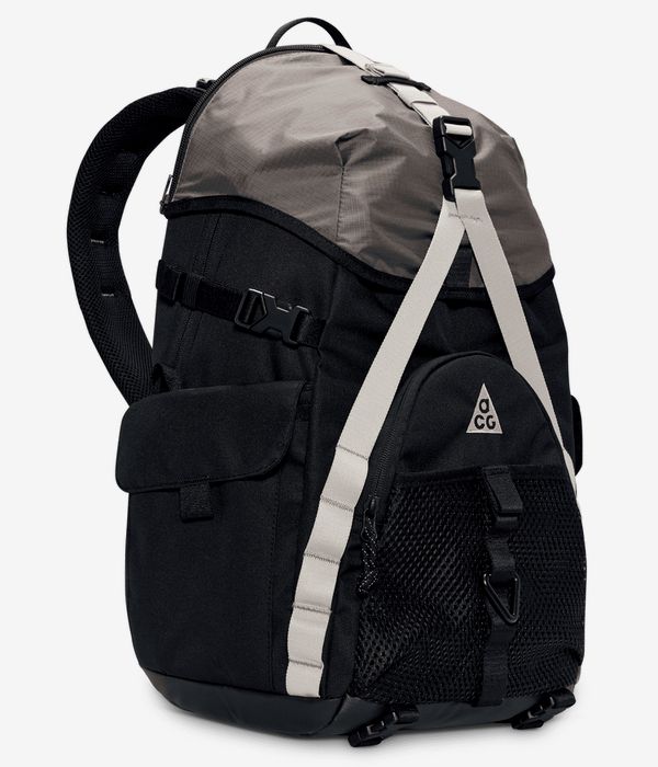 Nike ACG Daymax Mochila 25L (black college grey college grey)