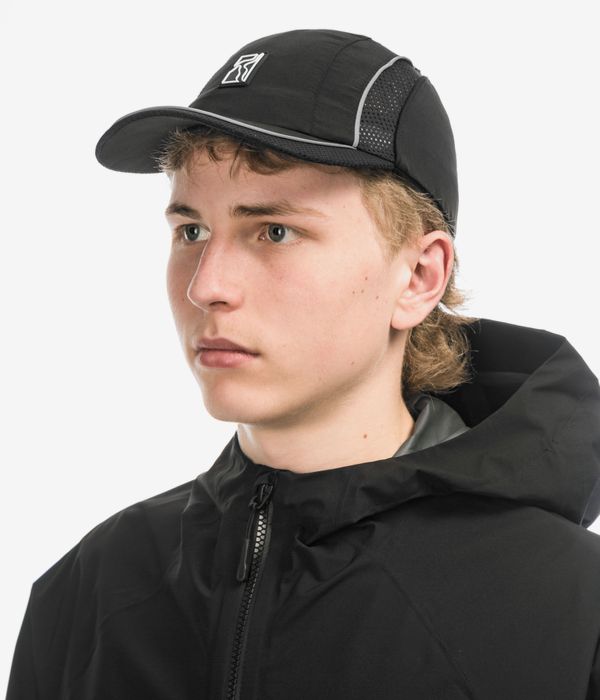 Poetic Collective Sports Casquette (black)