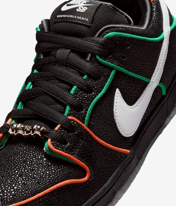 Nike SB x Bronx Girls Skate Dunk Low Pro Buty (black white challange red total)