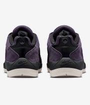 Nike SB Vertebrae Schuh (dark raisin university gold)