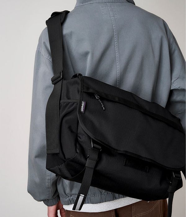 Gramicci Messenger Tas (black)