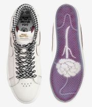 Nike SB x Welcome Madrid Zoom Blazer Mid Chaussure (sail dark beetroot white)