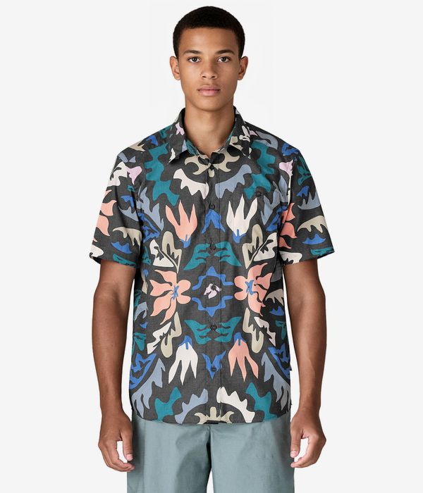 Patagonia Go To Shirt (kaleido black)