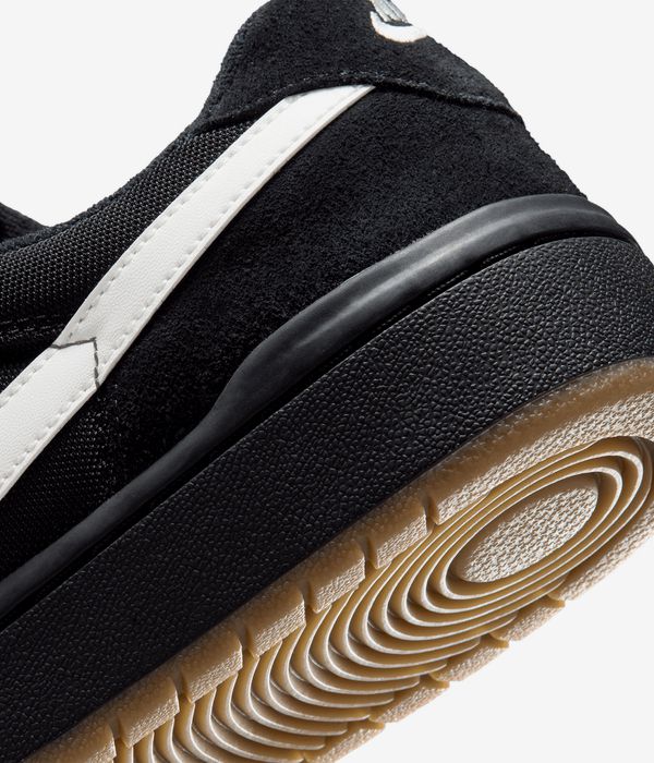 Nike SB Code 58 Schuh (black summit white black gum lig)