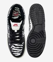 Nike SB x Quartersnacks Dunk Low OG Schuh (black white)