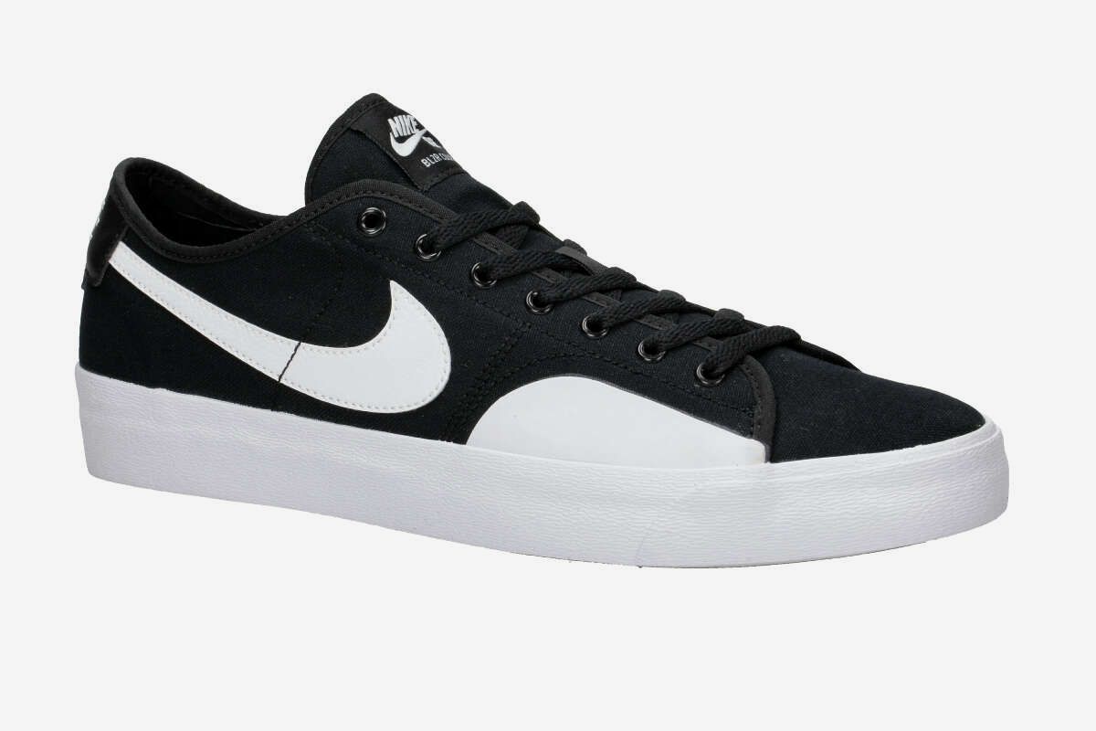 Nike SB BLZR Court Schoen (black white black)