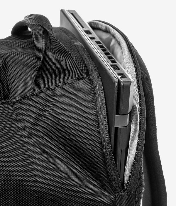 Vans DX Skatepack Backpack (black)