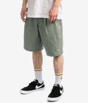 Nike SB Pleated Chino Shorts (oil green)