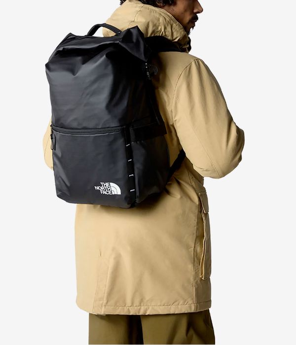The North Face Base Camp Voyager Rolltop Backpack 25L (black)