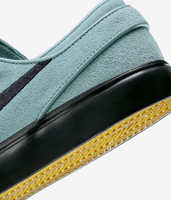 Nike SB Zoom Janoski OG+ Chaussure (cannon black black gum light bro)