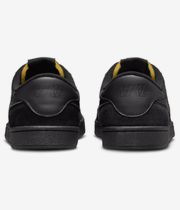 Nike SB FC Classic Shoes (black black black)