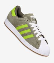adidas Skateboarding Superstar ADV Schuh (olive gold)