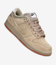Nike SB Dunk Low Pro B Shoes (parachute beige)