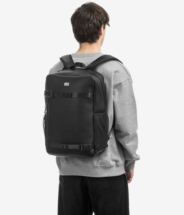 Antix Corium Backpack 20L (black)