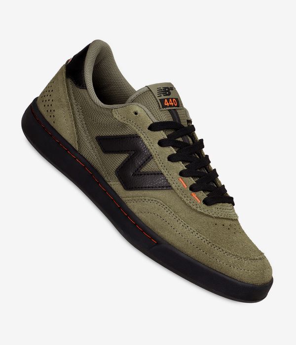 New Balance Numeric 440 V2 Wide 2E Zapatilla (dark olive)