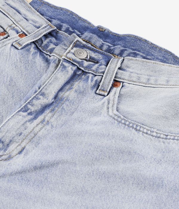 Levi's 568 Loose Straight Jeans (baby blue essentials)