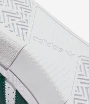 adidas Skateboarding Tyshawn Low Shoes (collegiate green white)