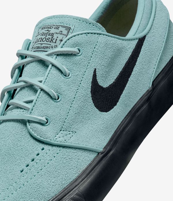 Nike SB Zoom Janoski OG+ Chaussure (cannon black black gum light bro)