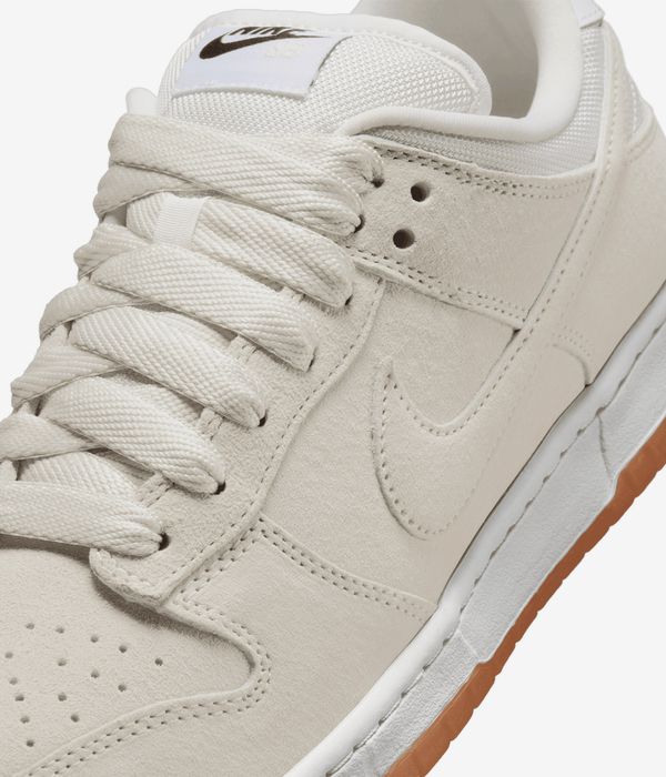 Nike SB Dunk Low Pro B Shoes (pale ivory summit white)