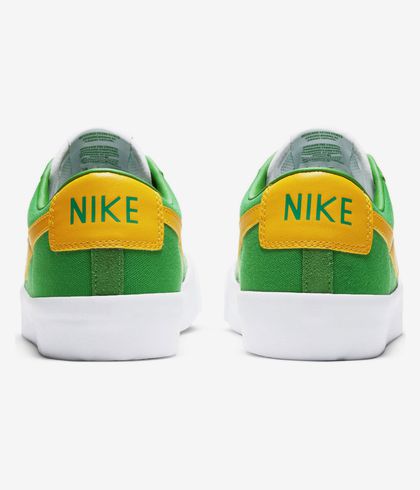 Nike Sb Zoom Blazer Low Pro Gt Shoes Lucky Green University Gold Buy At Skatedeluxe