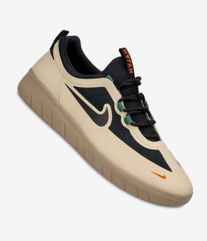 Nike SB Nyjah Free 2 Shoes (rattan black noble green)