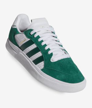 adidas Skateboarding Tyshawn Low Shoes (collegiate green white)