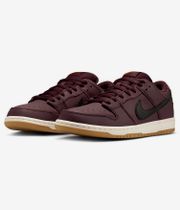Nike SB Dunk Low Pro Iso Shoes (burgundy crush black mystic date)