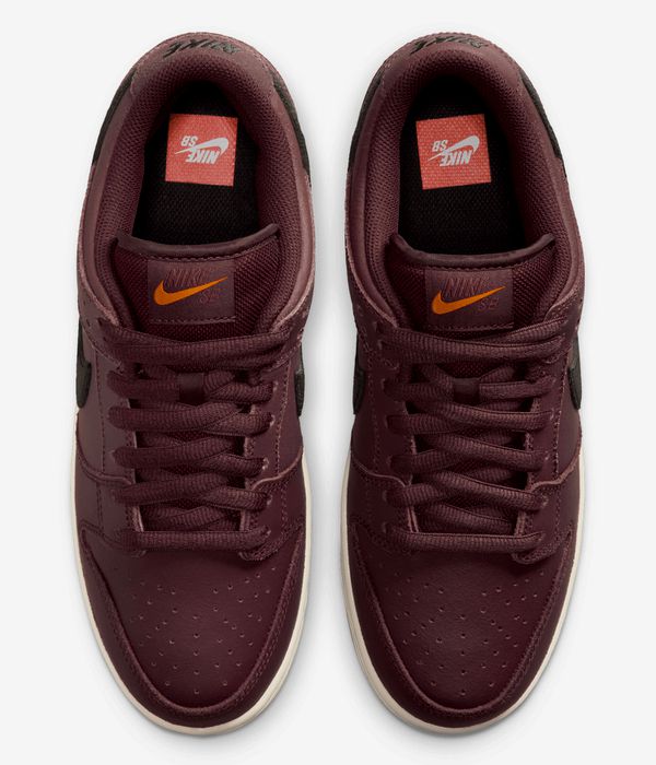 Nike SB Dunk Low Pro Iso Shoes (burgundy crush black mystic date)