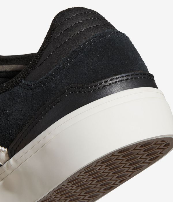 adidas Skateboarding Busenitz Vulc II Shoes (core black chalk whit gold)
