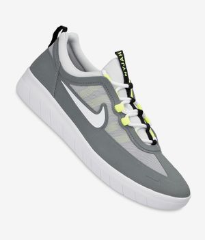 Nike SB Nyjah Free 2.0 Schoen (smoke grey white)