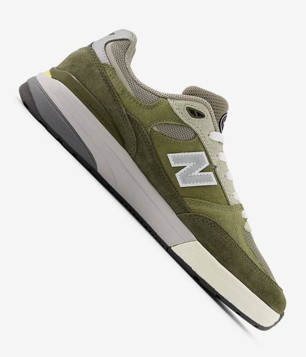 New Balance Numeric 933 Shoes (green)