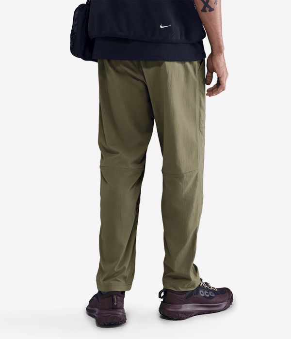 Nike ACG Logo Pantalones (medium olive sequoia summit whit)