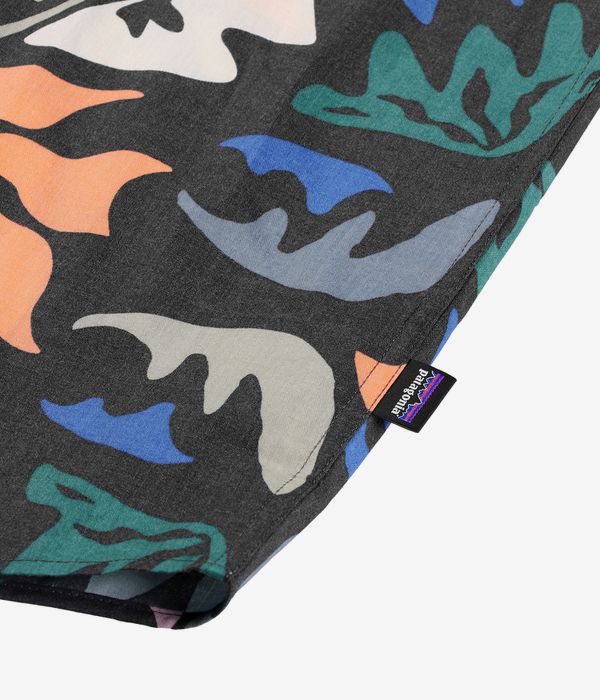 Patagonia Go To Shirt (kaleido black)