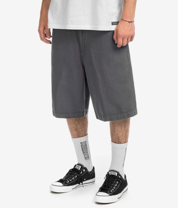 Carhartt WIP Cooper Shawnee Shorts (graphite garment dyed)