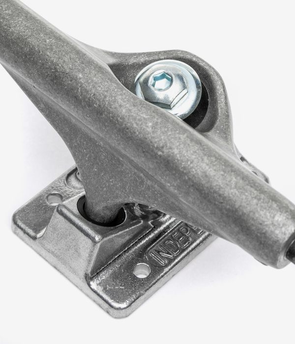 Independent 144 Stage 11 Standard IKP Truck (steel grey silver) 8.25"