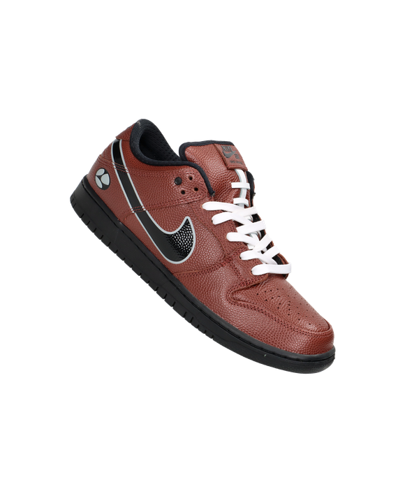 Nike SB Dunk Low Pro Shoes (dark pony black silver white)