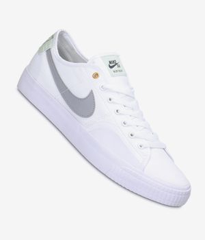 Nike SB BLZR Court DVDL Shoes (white wolf grey)
