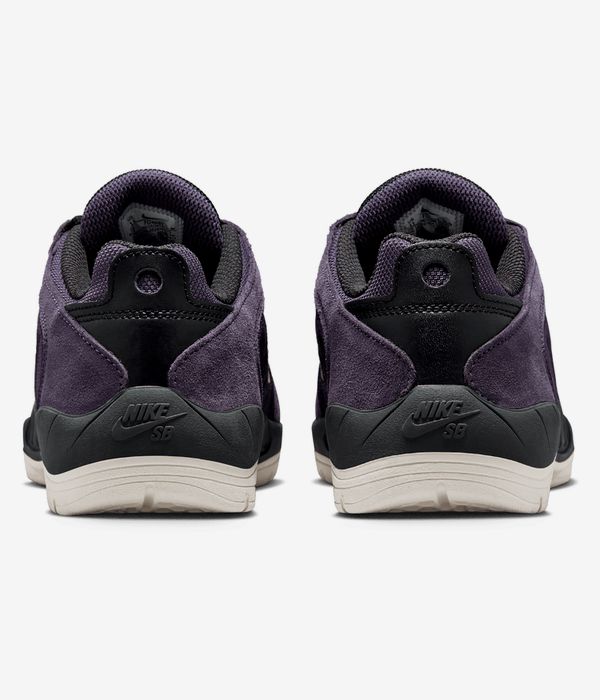 Nike SB Vertebrae Shoes (dark raisin university gold)