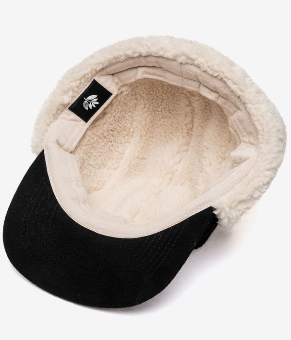 Magenta MTN Flaps 5 Panel Casquette (black)