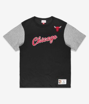 Shop Mitchell & Ness Chicago Bulls Scottie Pippen T-Shirt (black) online