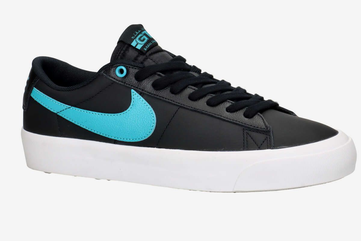Nike SB Blazer Low Pro GT Shoes (blue)