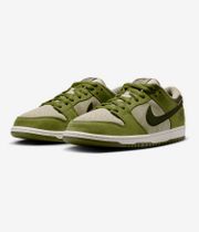 Nike SB Yuto x Dunk Low Shoes (legion green khaki)