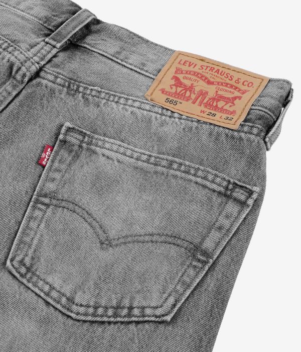 Levi's 565 Loose Straight Jeans (coded message)
