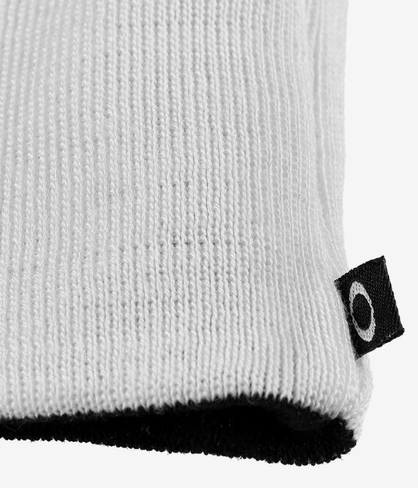 Oakley Men's Factory Cuff Beanie, Black/White Logo at Amazon